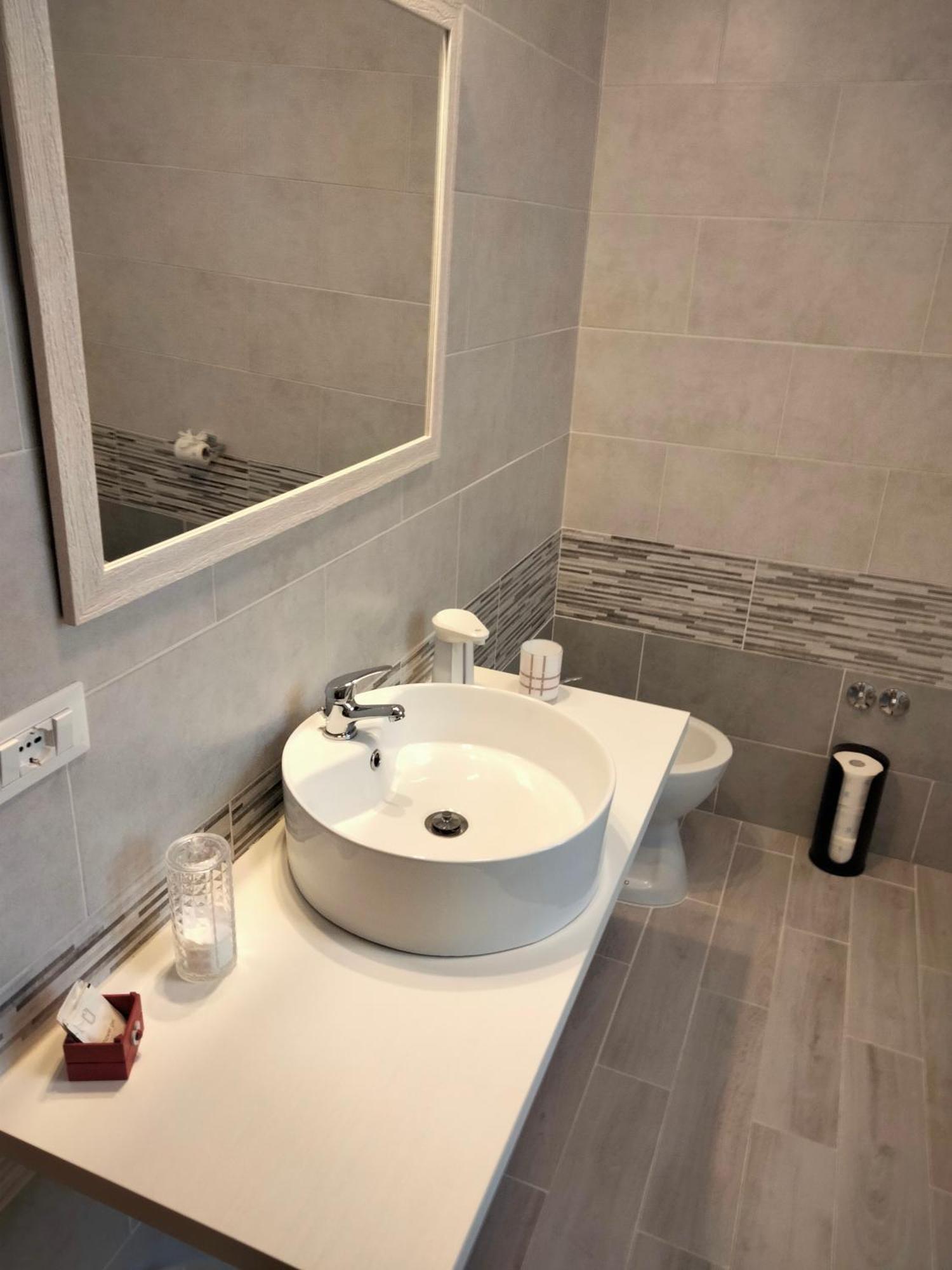 B&B Le Mi' Cocche คาปานโนริ ภายนอก รูปภาพ