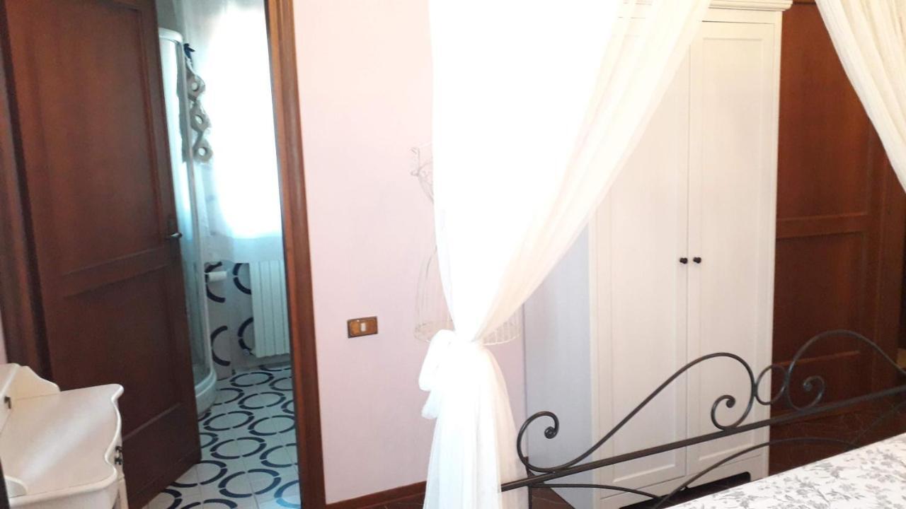 B&B Le Mi' Cocche คาปานโนริ ภายนอก รูปภาพ